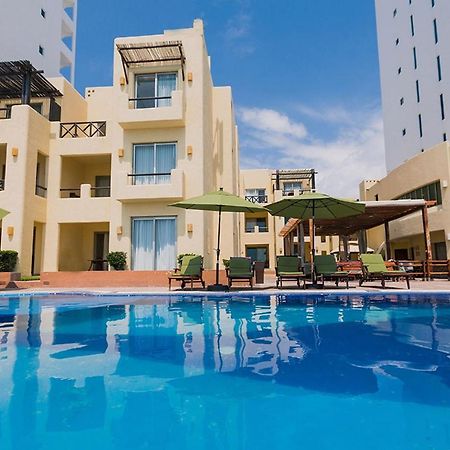Zafiro Beach Boutique Resort マサトラン エクステリア 写真