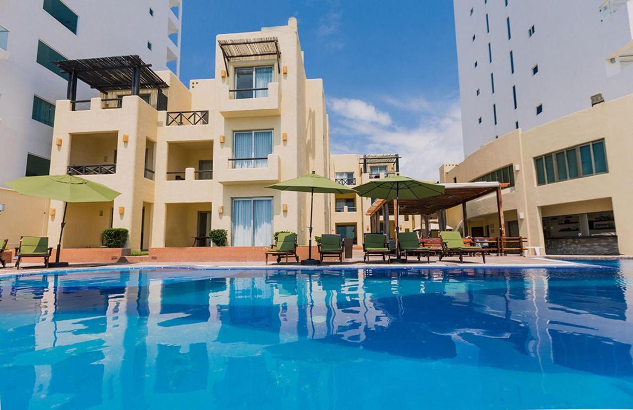Zafiro Beach Boutique Resort マサトラン エクステリア 写真