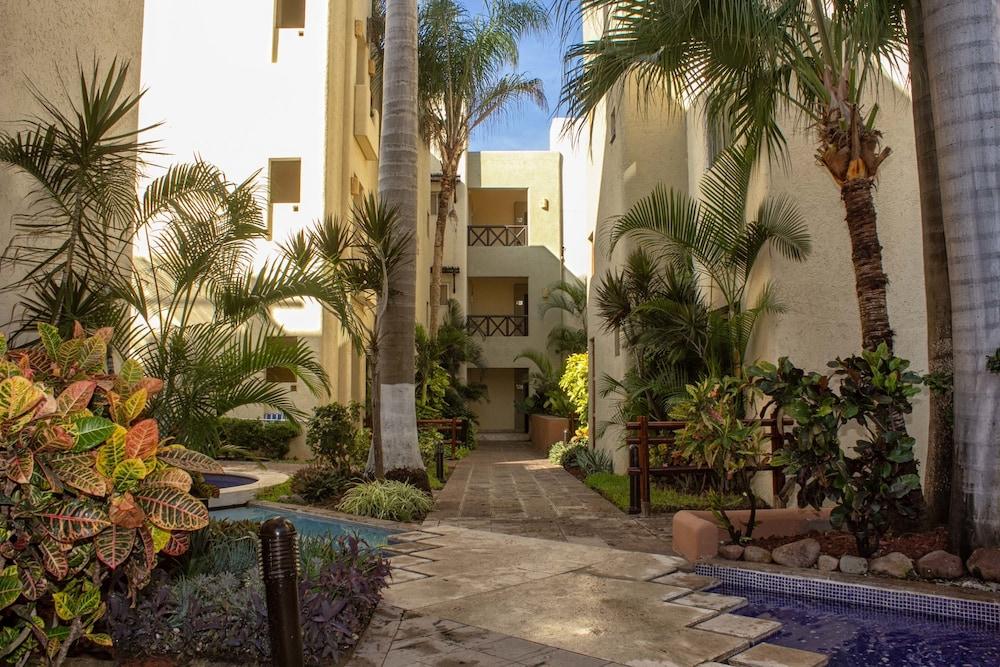 Zafiro Beach Boutique Resort マサトラン エクステリア 写真