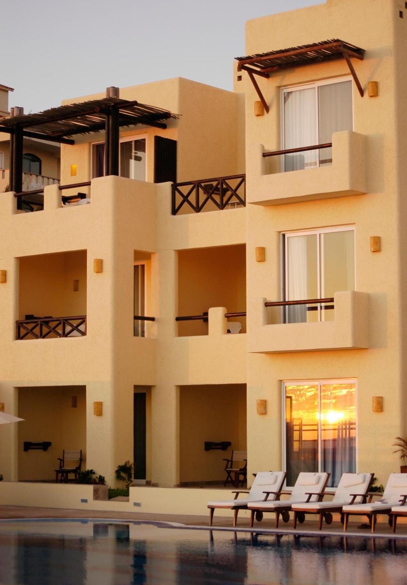 Zafiro Beach Boutique Resort マサトラン エクステリア 写真