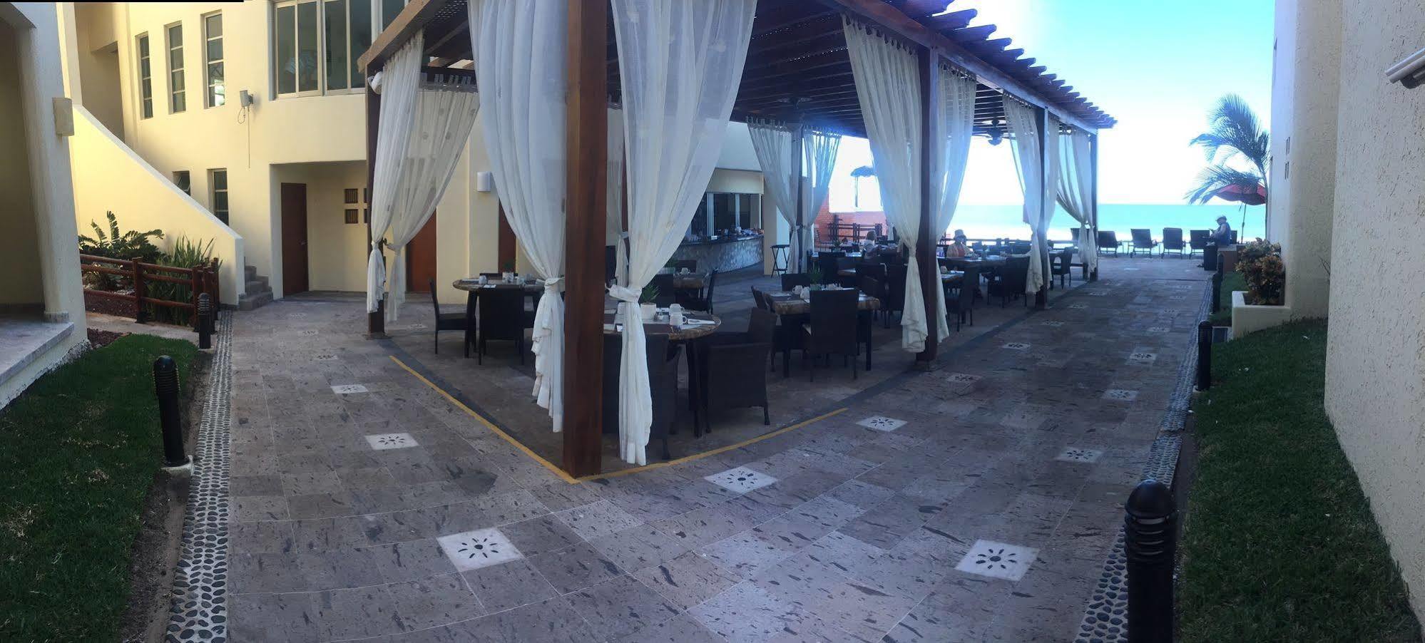 Zafiro Beach Boutique Resort マサトラン エクステリア 写真